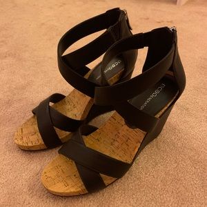 Black Wedges